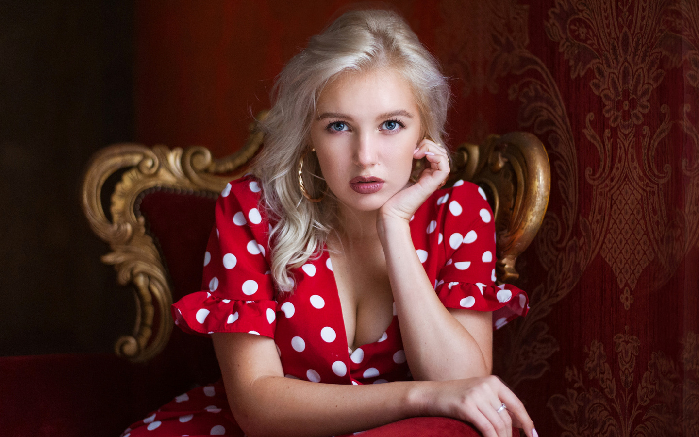 christina artemyeva, women, maxim maximov, polka dots, dress, blue eyes, sitting, portrait, pink nails