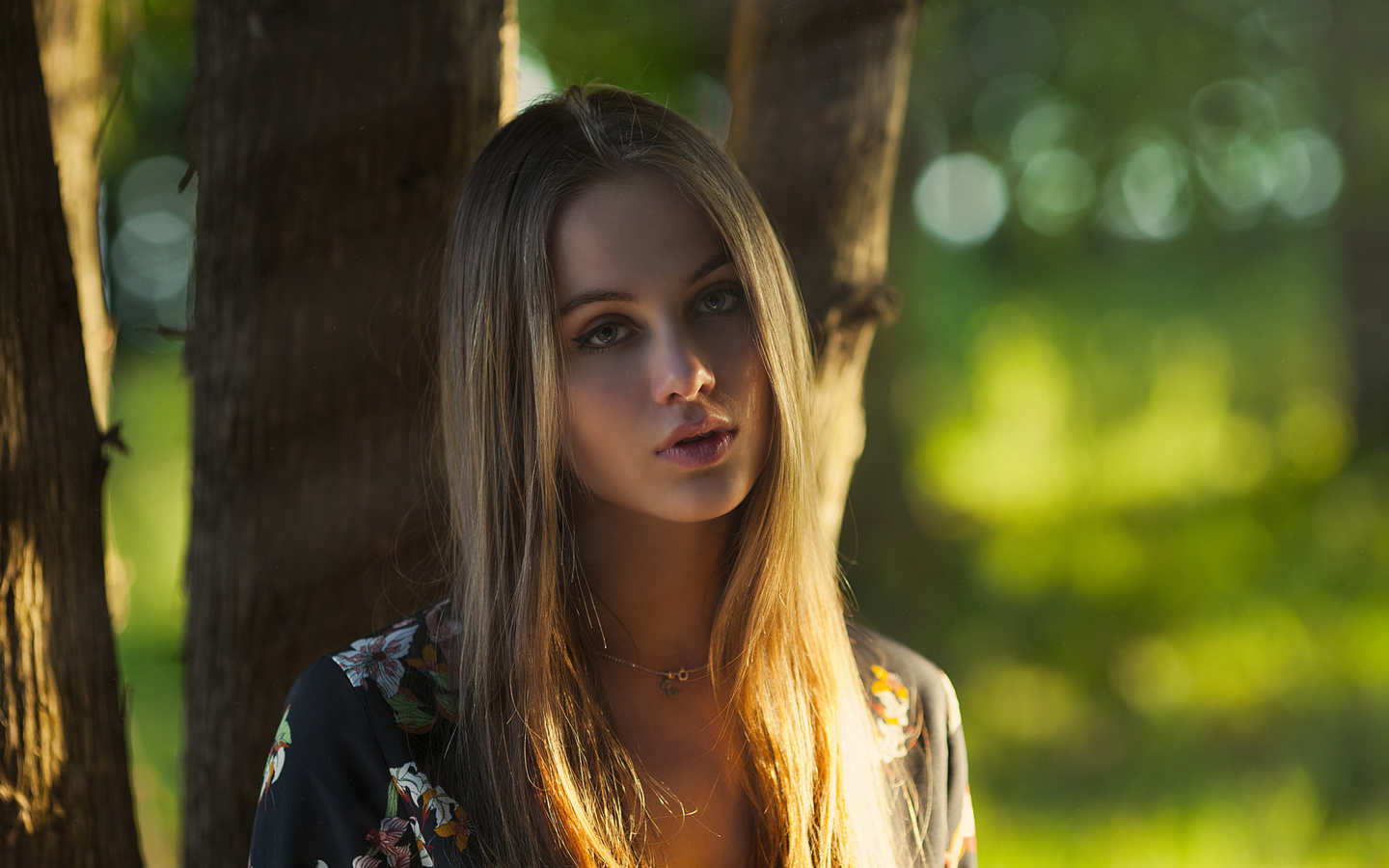 women, blonde, sand, trees, bokeh, portrait, necklace