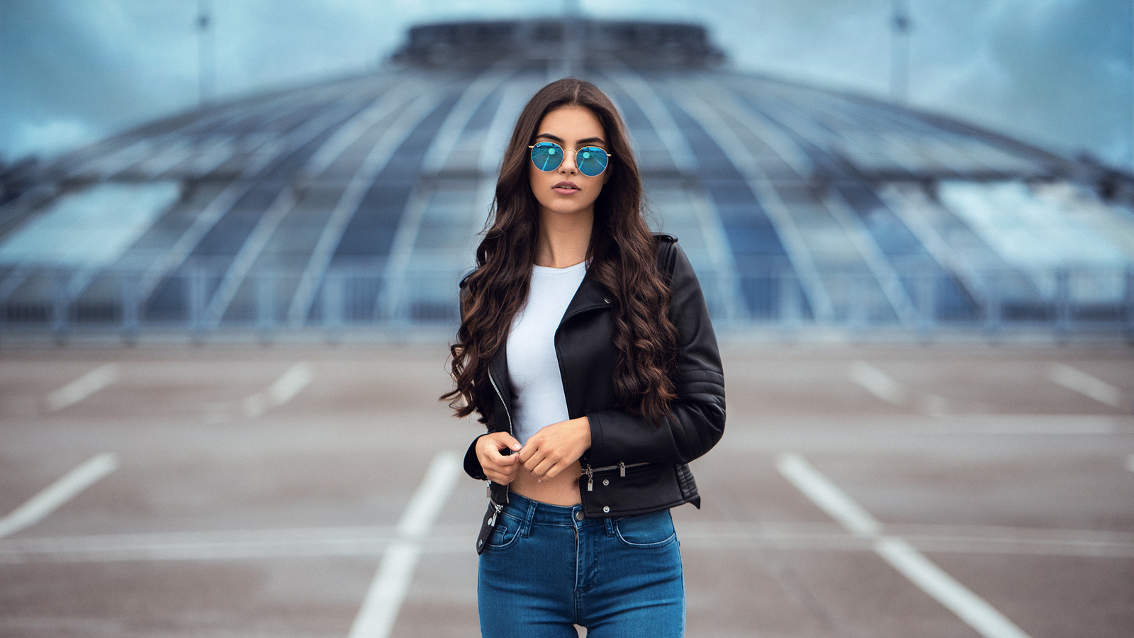 women, sunglasses, jeans, portrait, leather jackets, long hair, women outdoors, the gap, belly