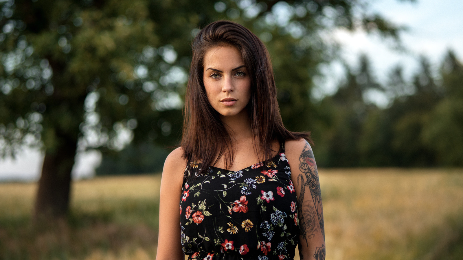 marlen valderrama alvarez, women, martin kuhn, women outdoors, tattoo, trees, portrait