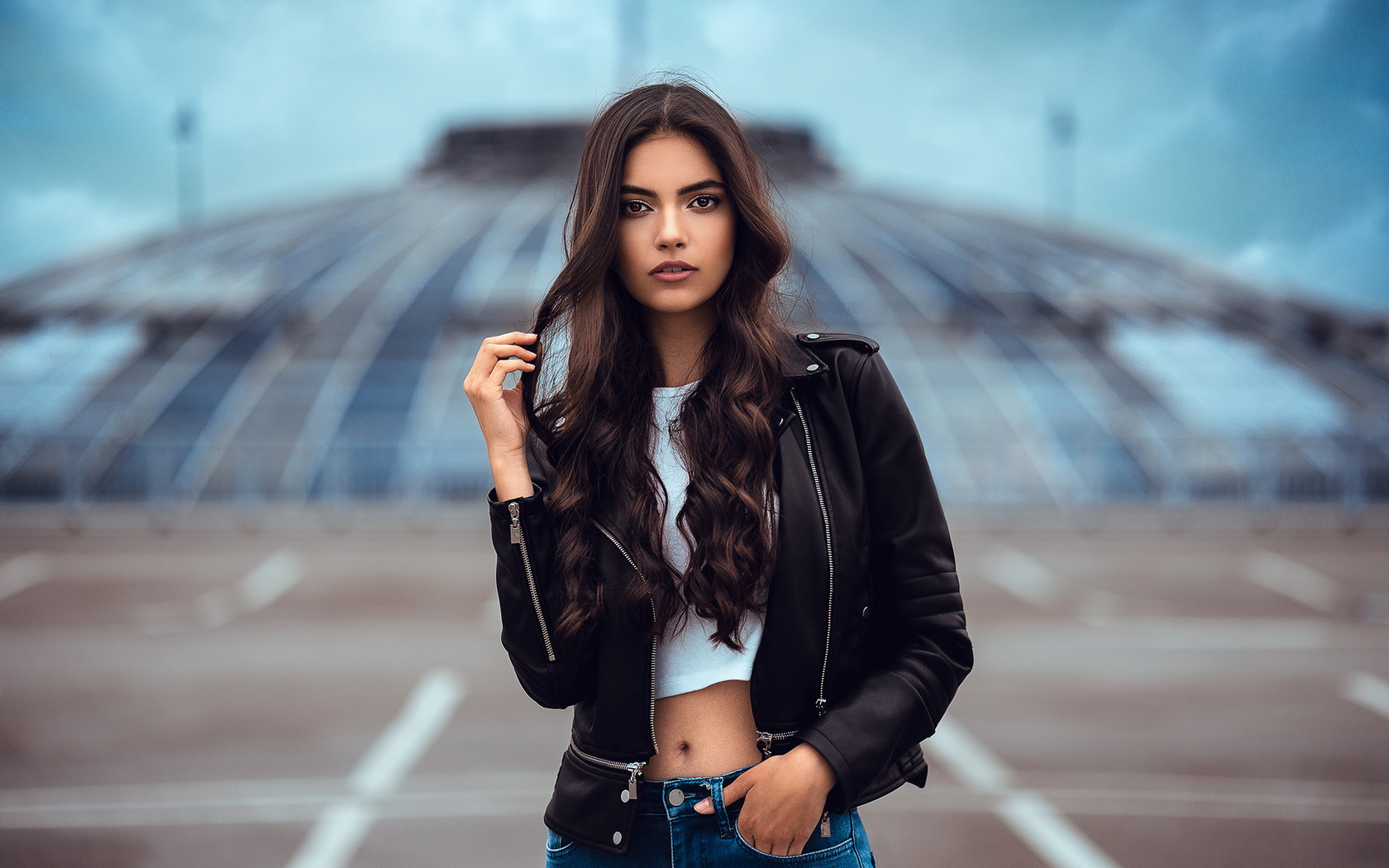 women, portrait, belly, jeans, leather jackets, women outdoors