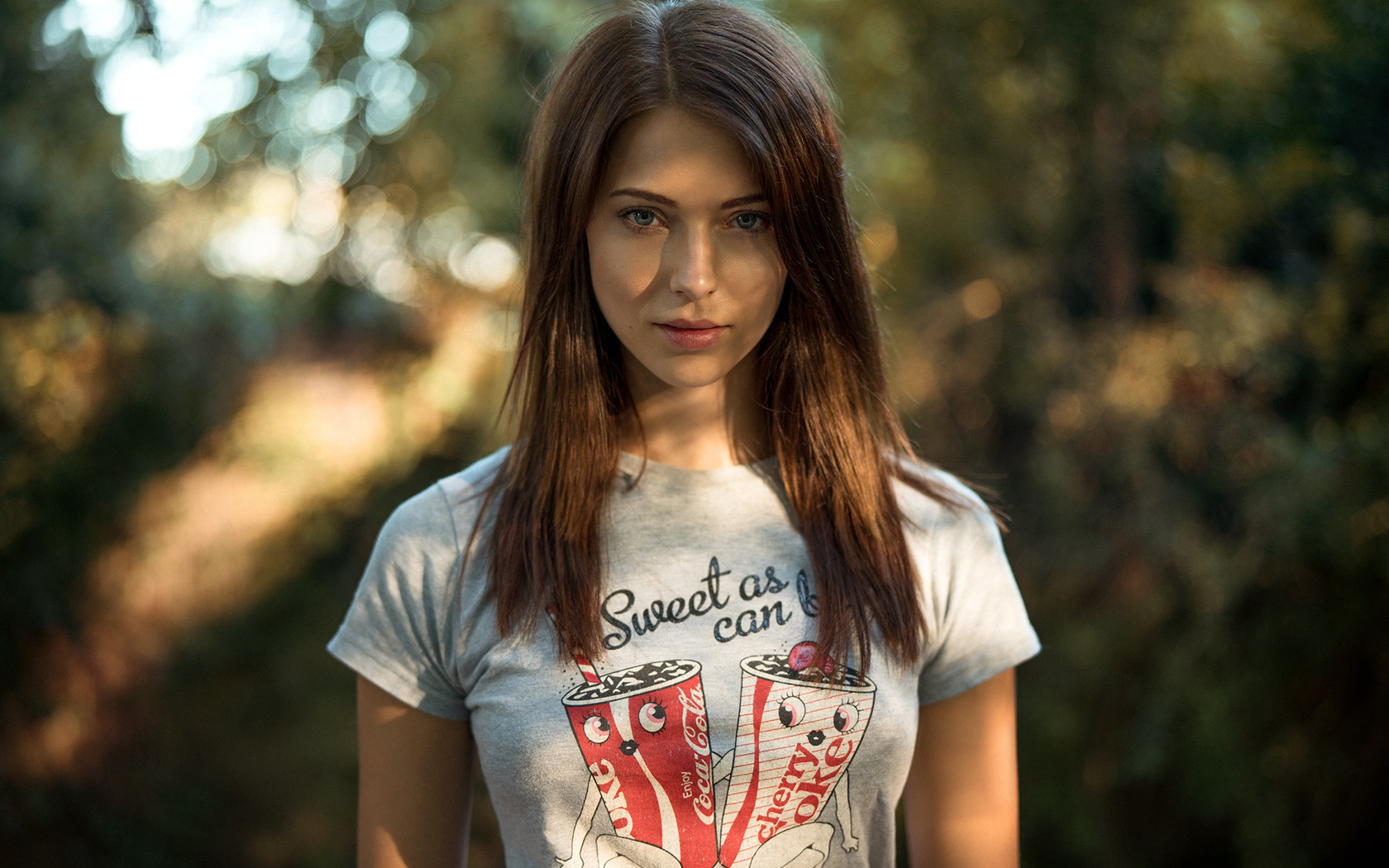 laura franziska, women, martin kuhn, women outdoors, t-shirt, portrait