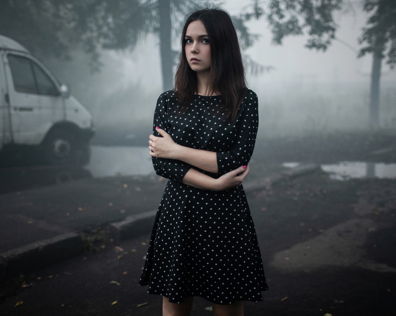 women, portrait, arms crossed, dress, trees, polka dots, women outdoors, mist, painted nails, car