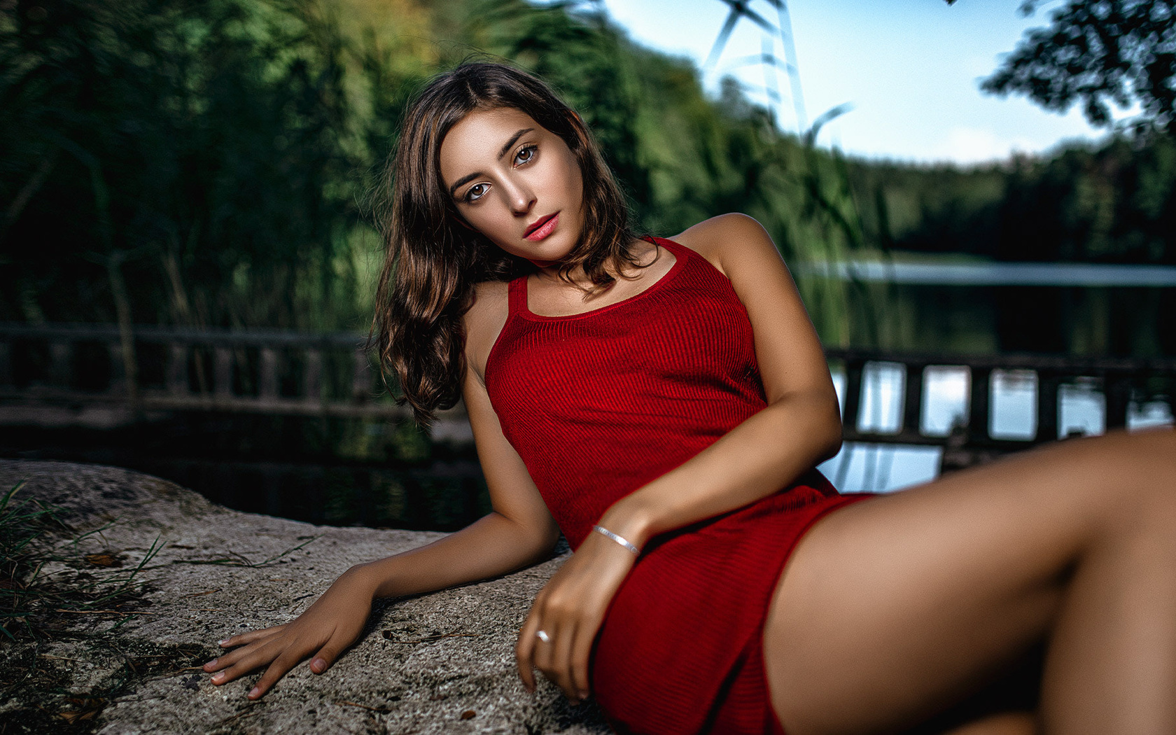 women, portrait, tanned, red dress, river, depth of field