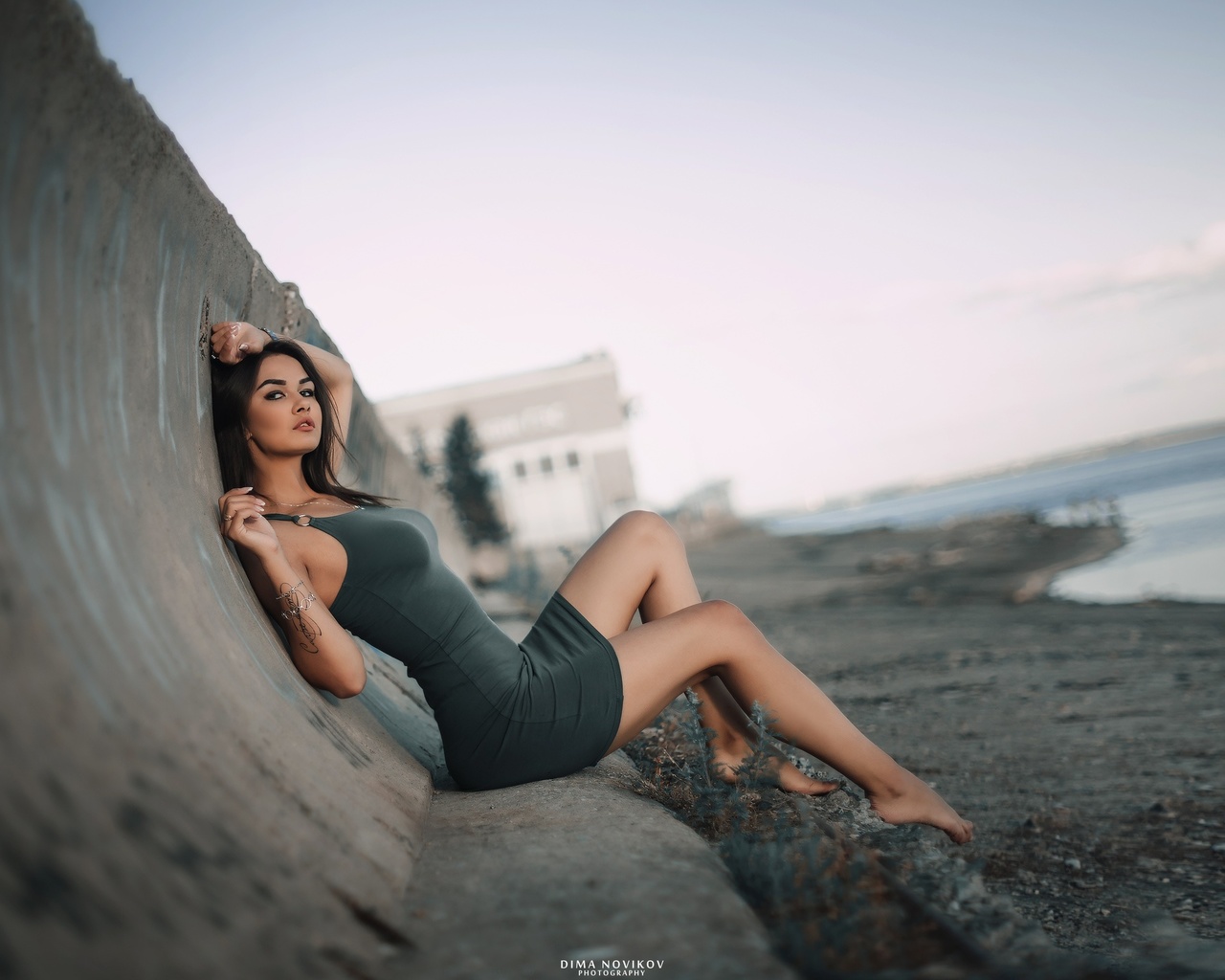 women, dress, sitting, tattoo, sea, portrait, women outdoors