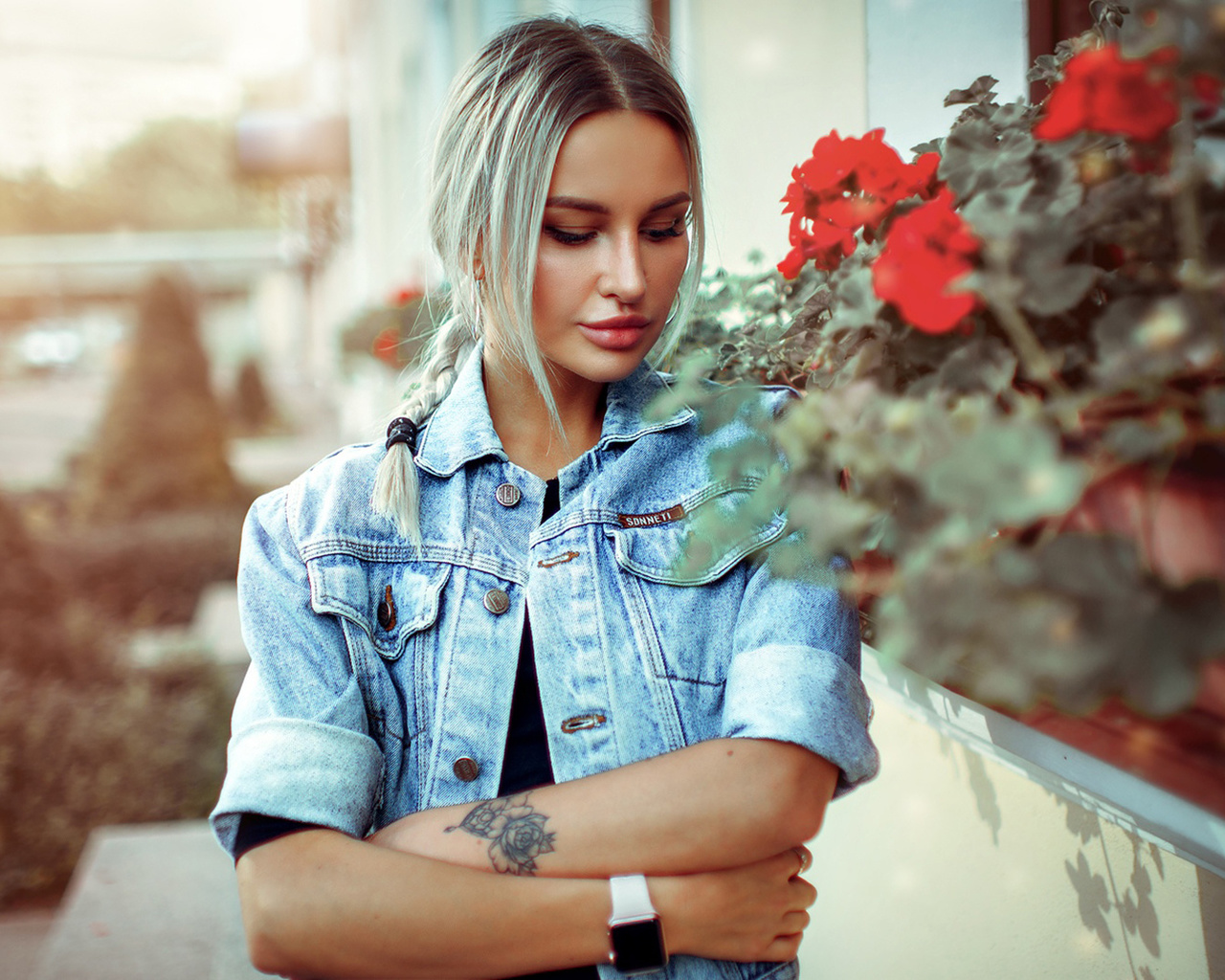 women, blonde, inked girls, denim, portrait, arms crossed, kirill bukrey