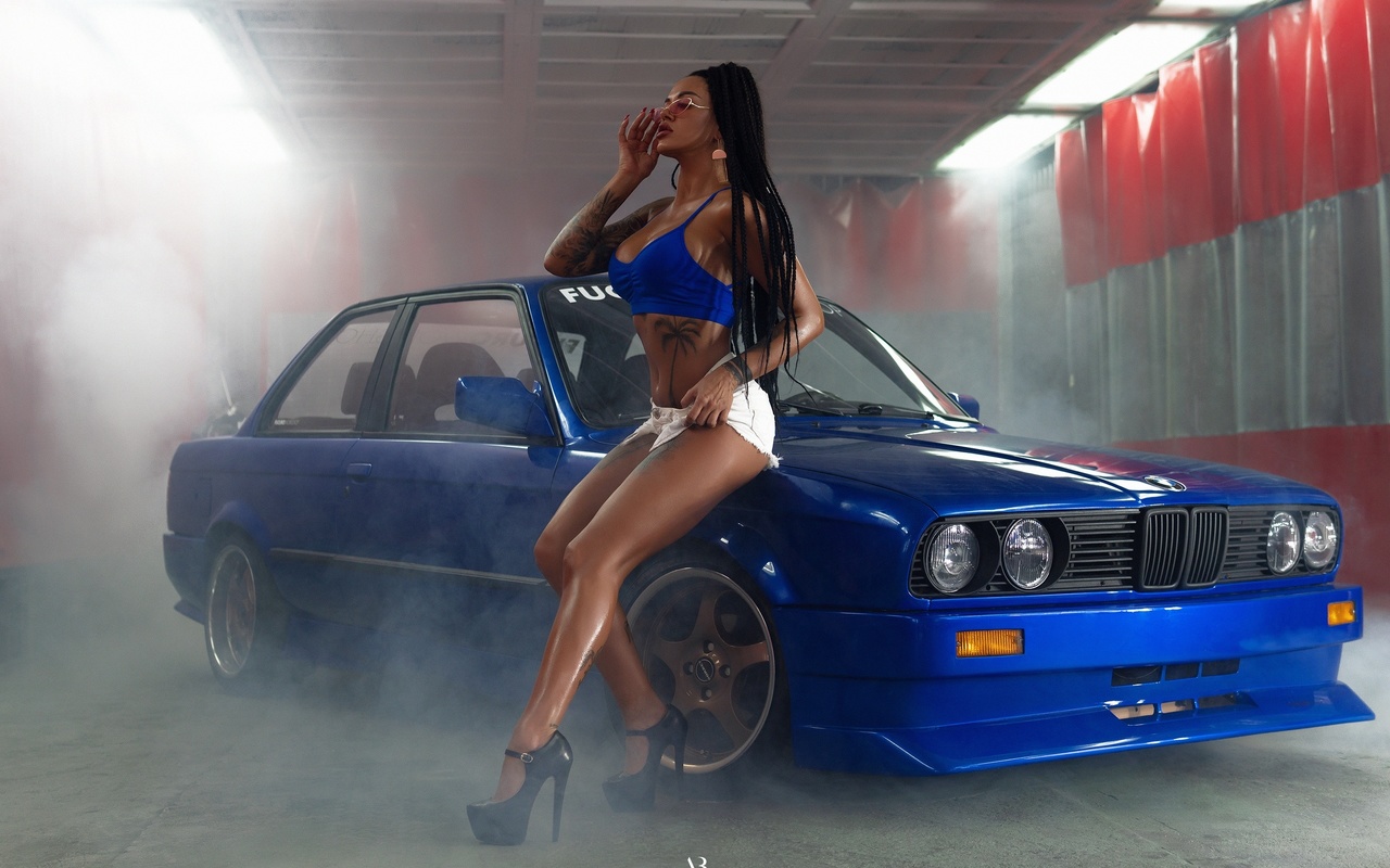 women, alex bazilev, smoke, tanned, jean shorts, high heels, long hair, belly, tattoo, women with cars, women with glasses