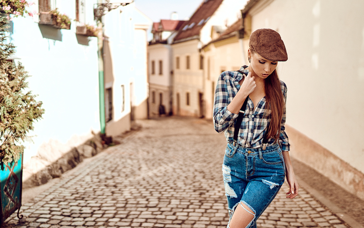 women, plaid shirt, suspenders, torn jeans, portrait