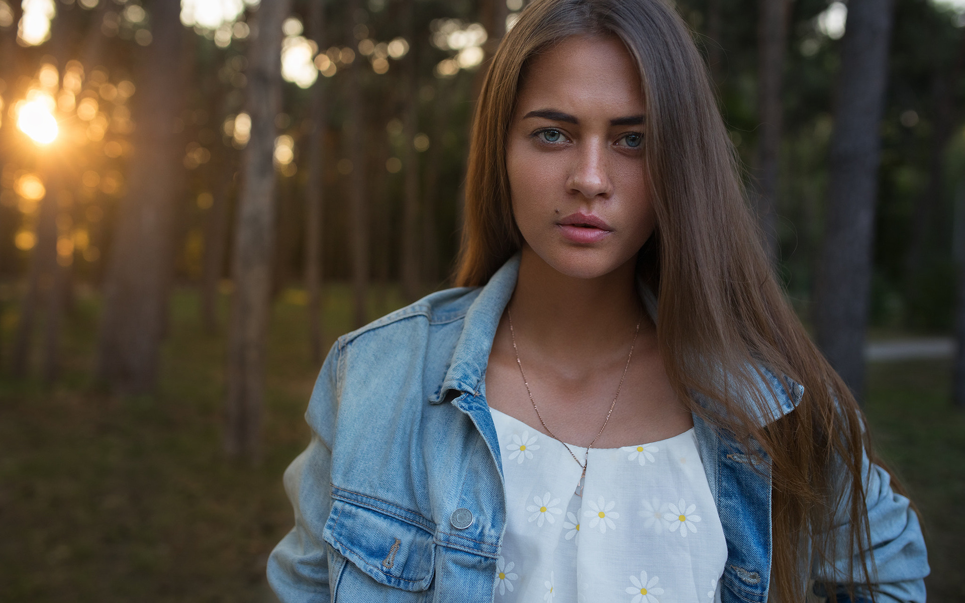 women, dmitry sn, portrait, denim, trees, blue eyes, sunset