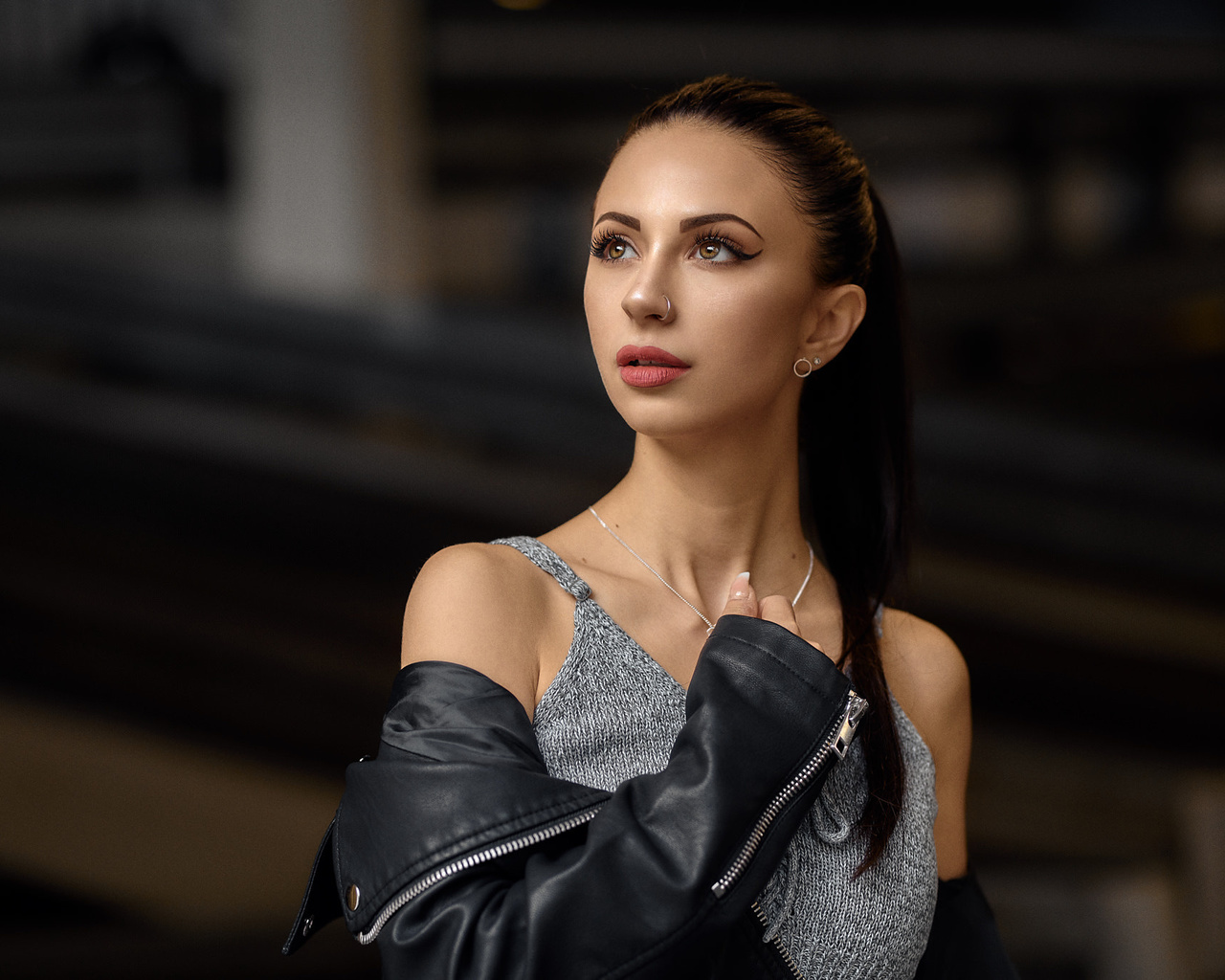 women, portrait, nose ring, leather jackets, eyeliner, necklace, bare shoulders