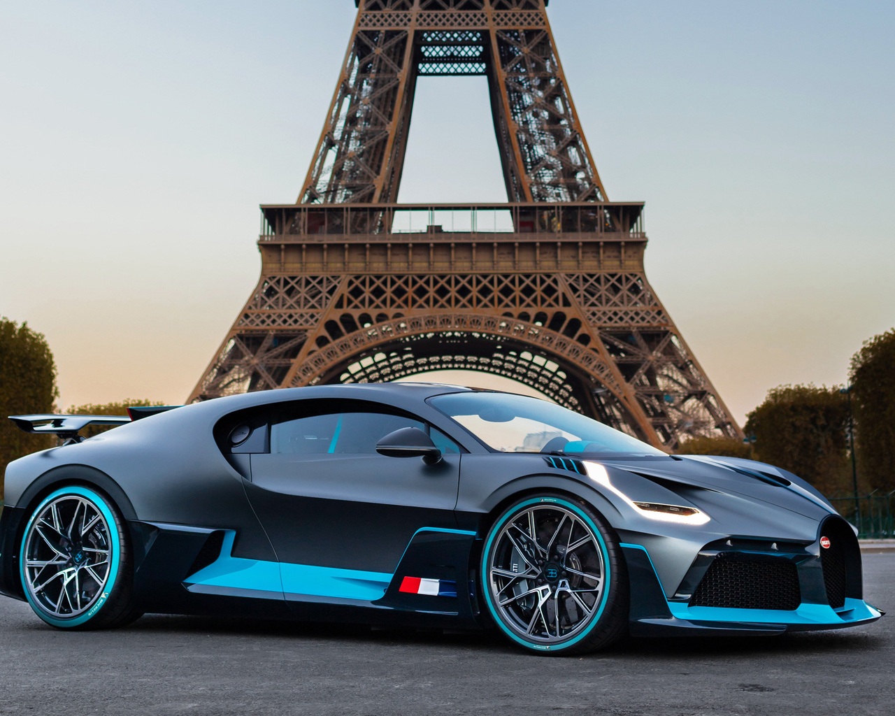 bugatti, divo, in, paris, france