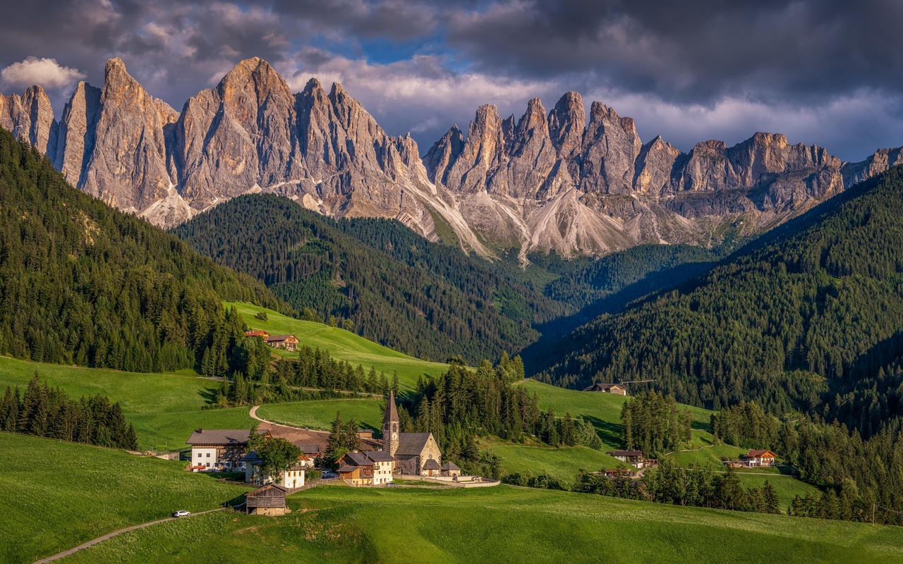 santa magdalena, dolomites, val di funes, italy