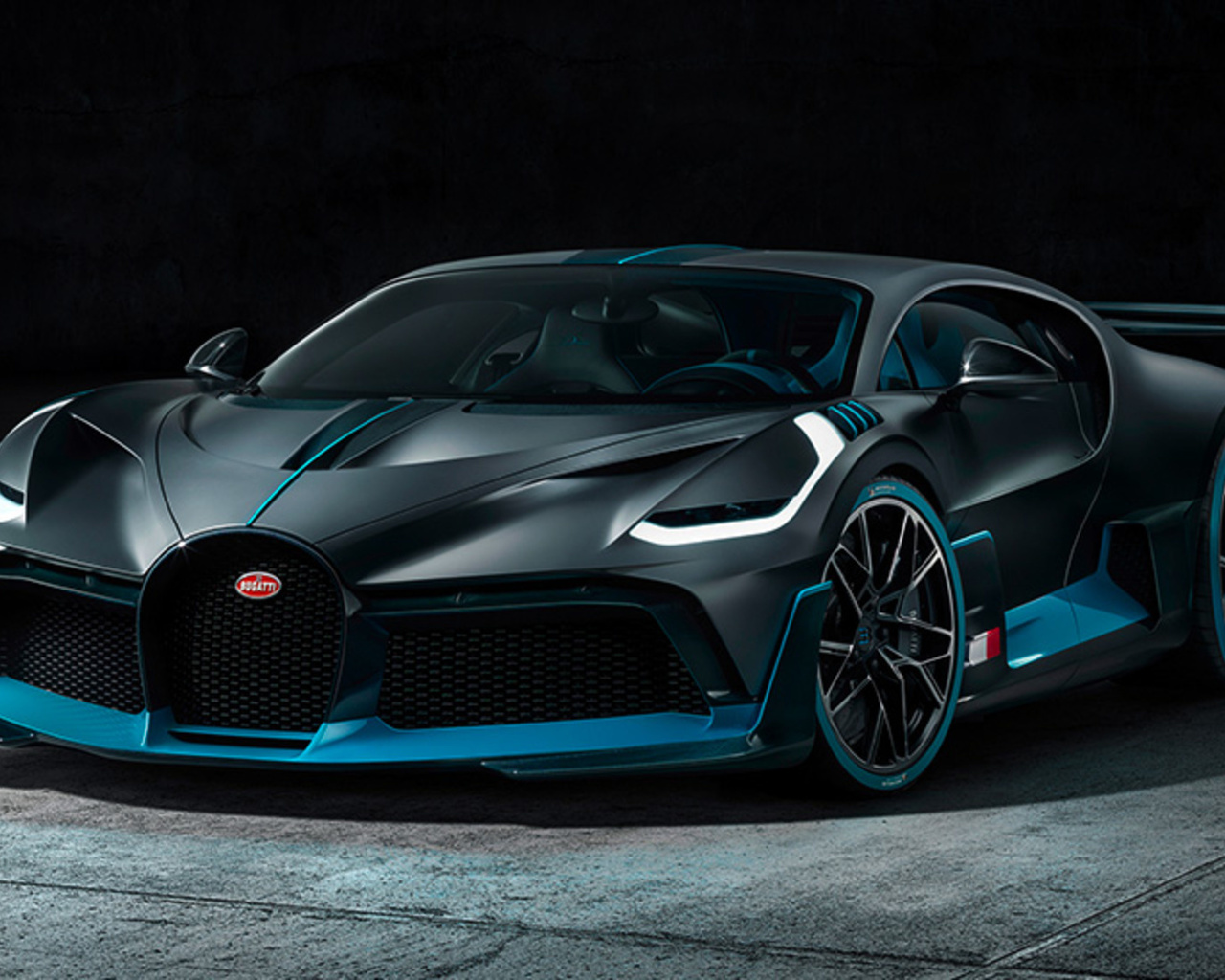 , bugatti divo, 2018-2019, 5000 000 euro