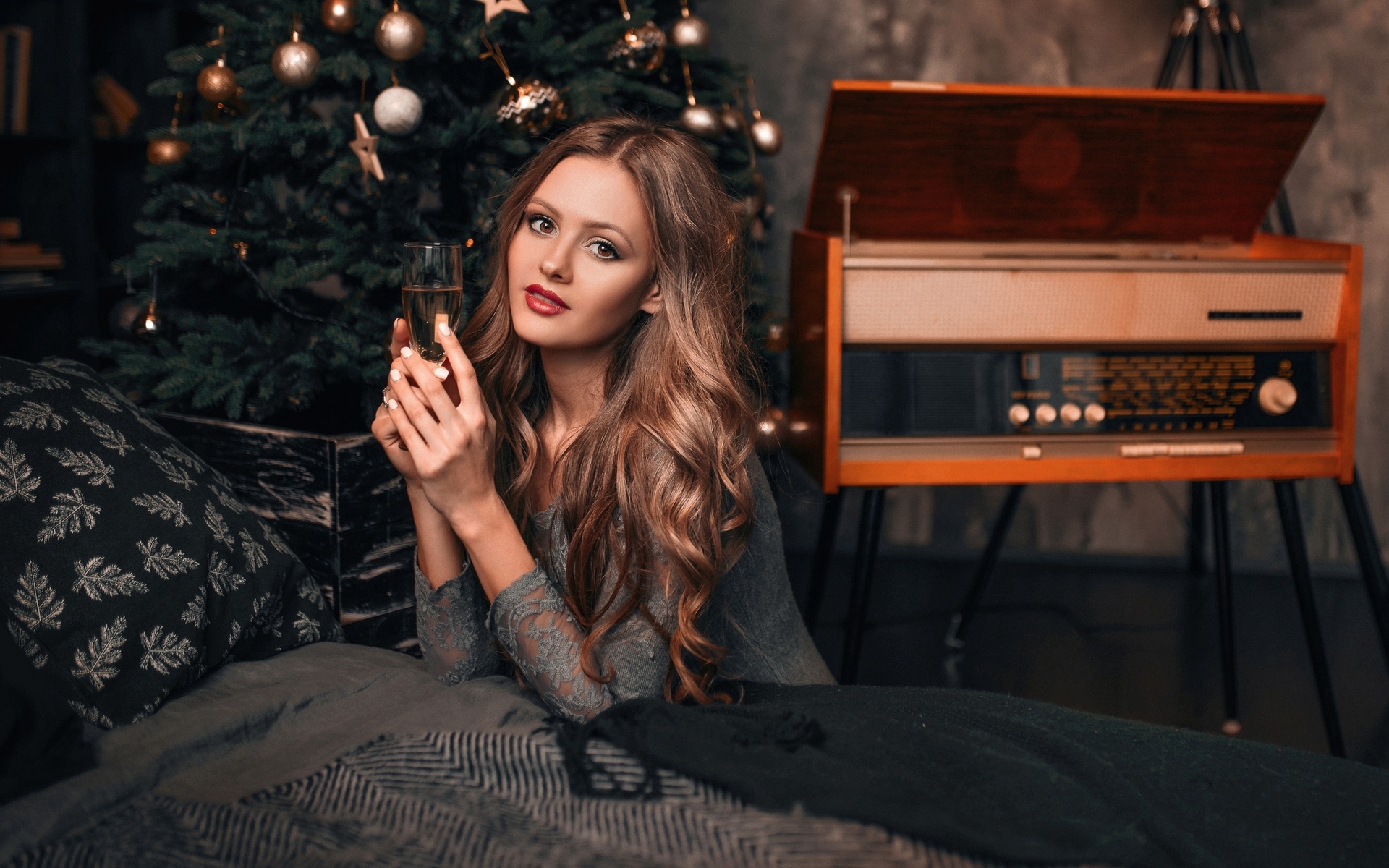 women, portrait, dress, drinking glass, bed, christmas tree, red lipstick, , 