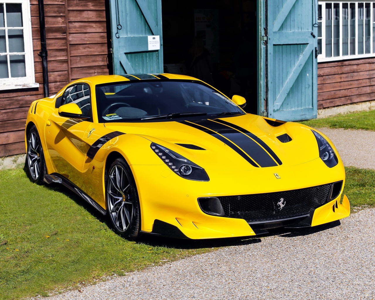 yellow, ferrari, f12