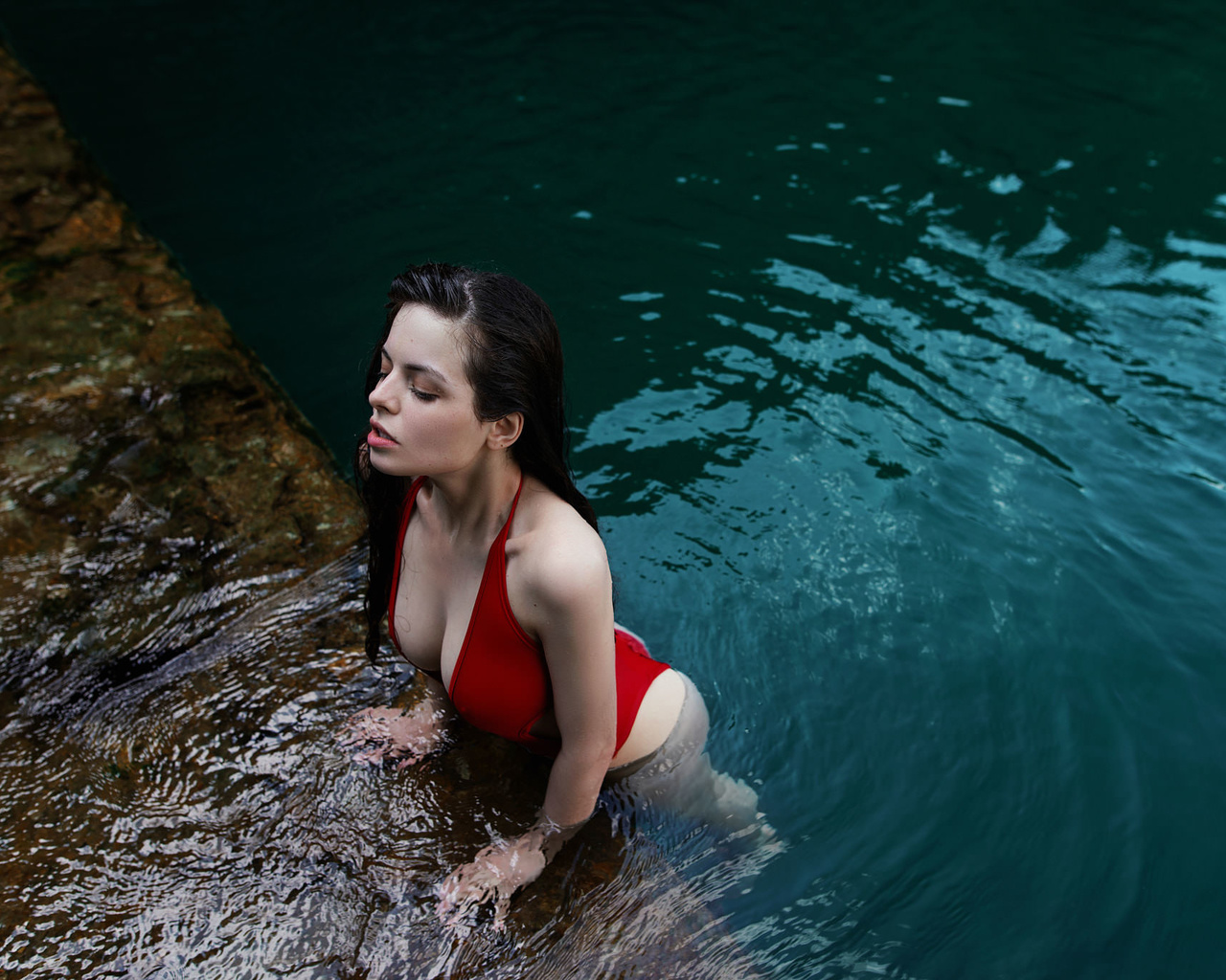 women, red swimsuit, ass, wet body, cleavage, wet hair, water, women outdoors, nipple through clothing