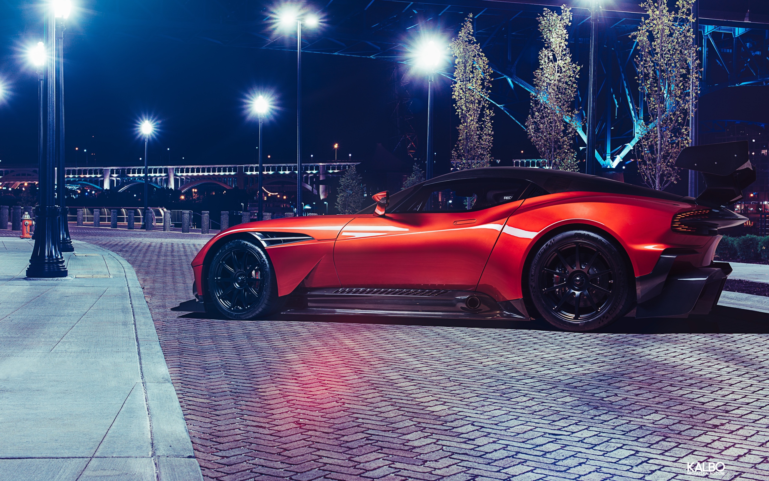 aston martin, vulcan x