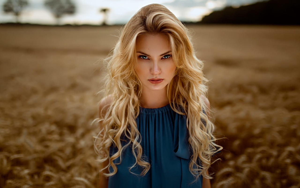 women, damian piorko, blonde, portrait, long hair, wavy hair, women outdoors