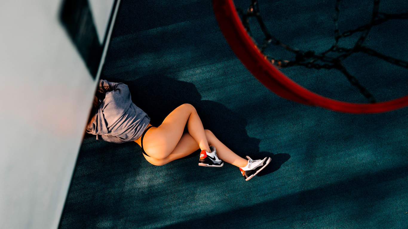 women, ass, sweater, nike, sneakers, black panties, top view, hoop, chains, brunette