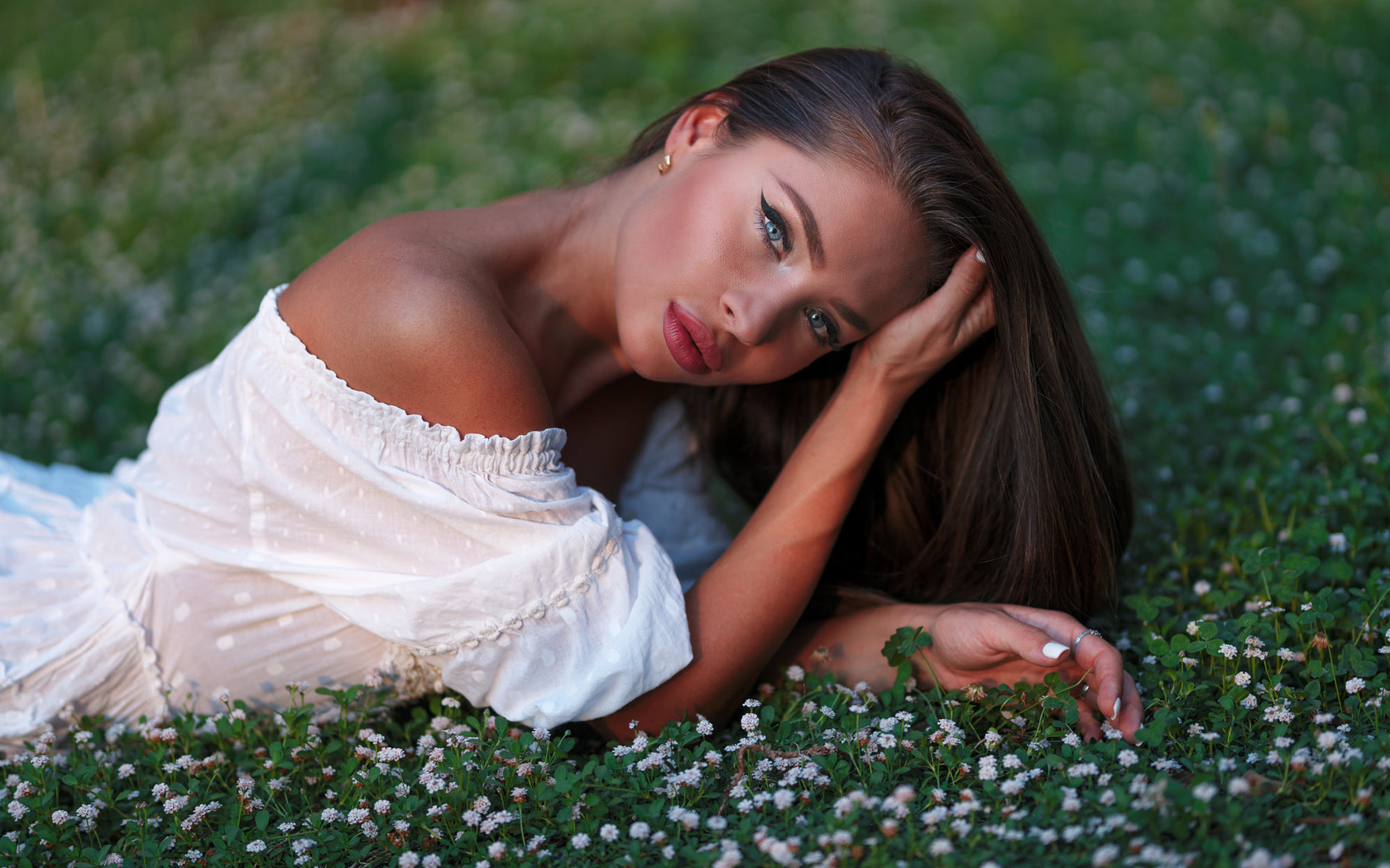 women, eyeliner, marco squassina, juicy lips, white nails, bare shoulders, blue eyes, portrait, white dress