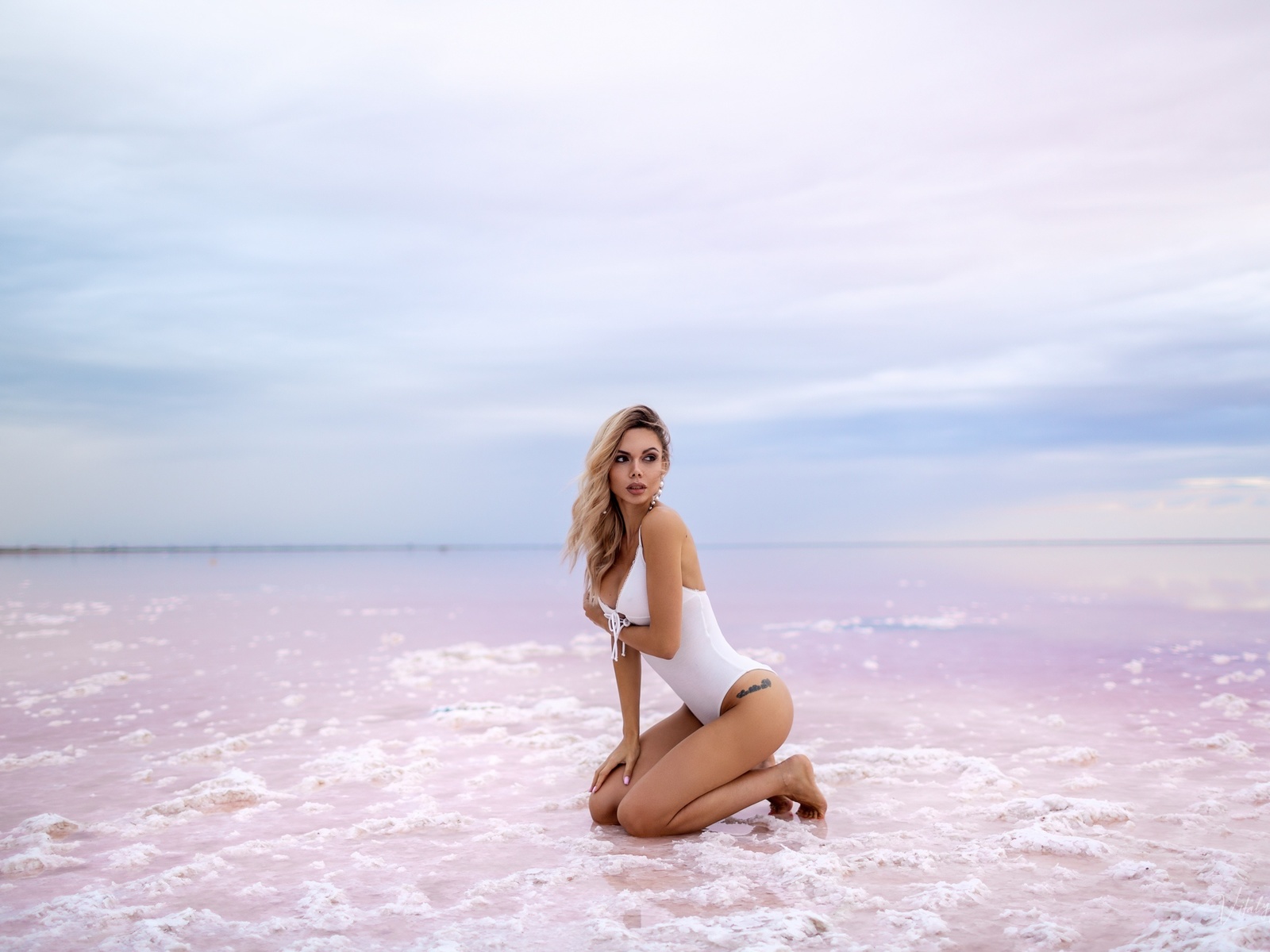 women, vitaly skitaev, blonde, kneeling, ass, water, cleavage, swimwear, one-piece swimsuit, brunette, women outdoors, pink nails, tattoo