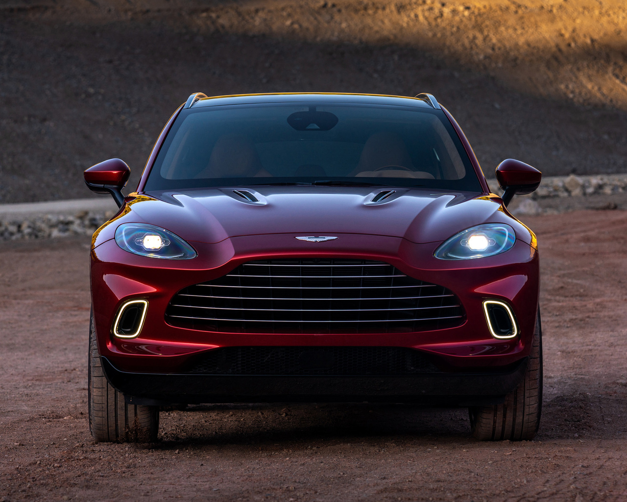 aston martin, dbx, 2020