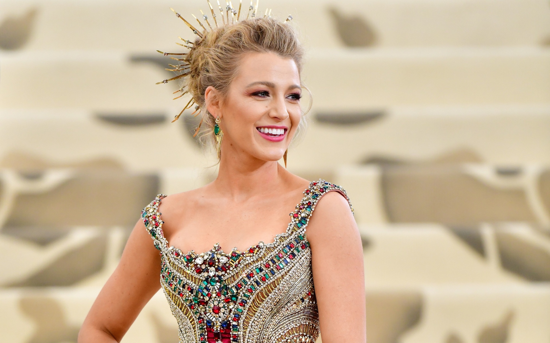 hot celebrities, blake lively