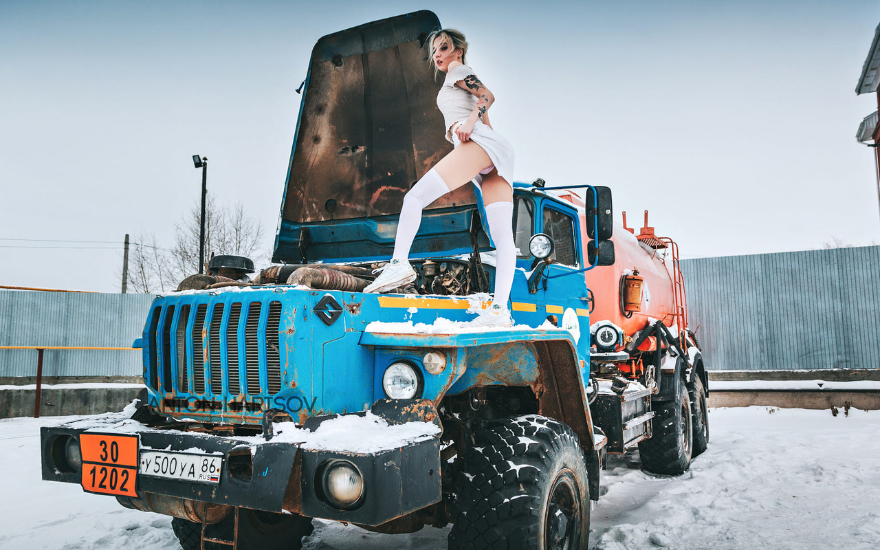 women, anton harisov, ass, white stockings, snow, tattoo, pink panties, blonde, sneakers, truck, skirt, women indoors