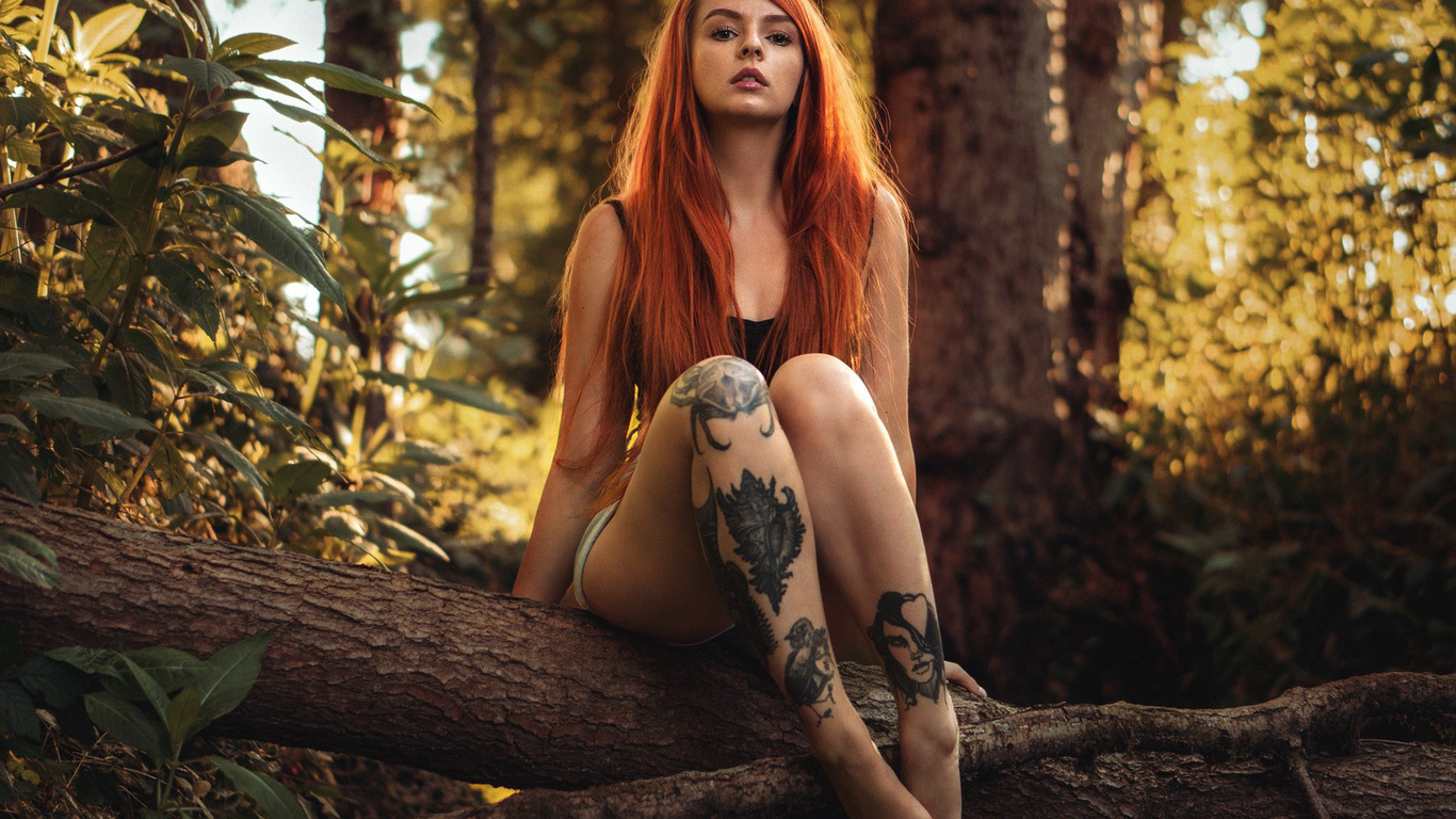 beautiful, girl, redhead, nature, shors, jeans, tattoos, sitting