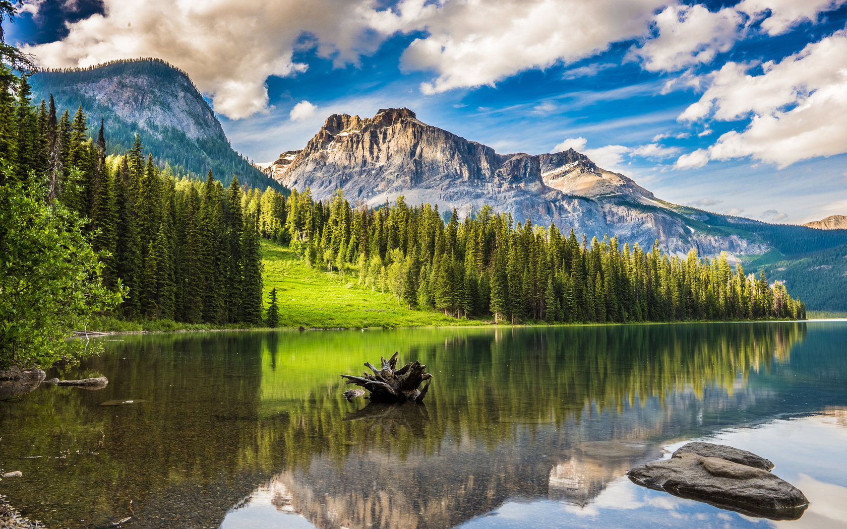 emerald, lake in, banff, national park