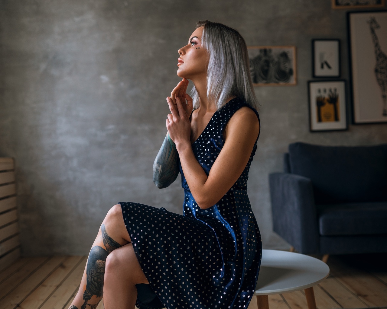 women, blue dress, brunette, tattoo, wooden floor, women indoors, sitting, nose ring, blue couch, gray eyes, dyed hair, profile