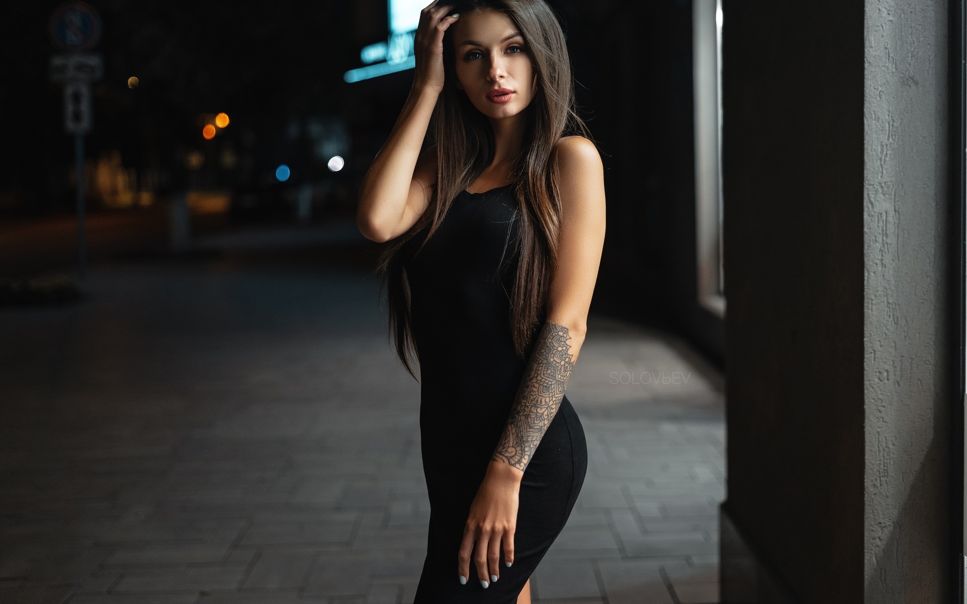 alyona elizarova, artem solovev, black dress, brunette, women, tattoo, long hair