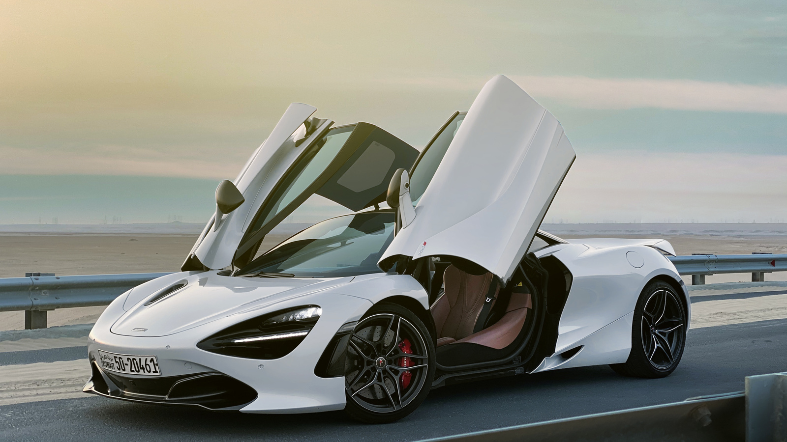 white, mclaren