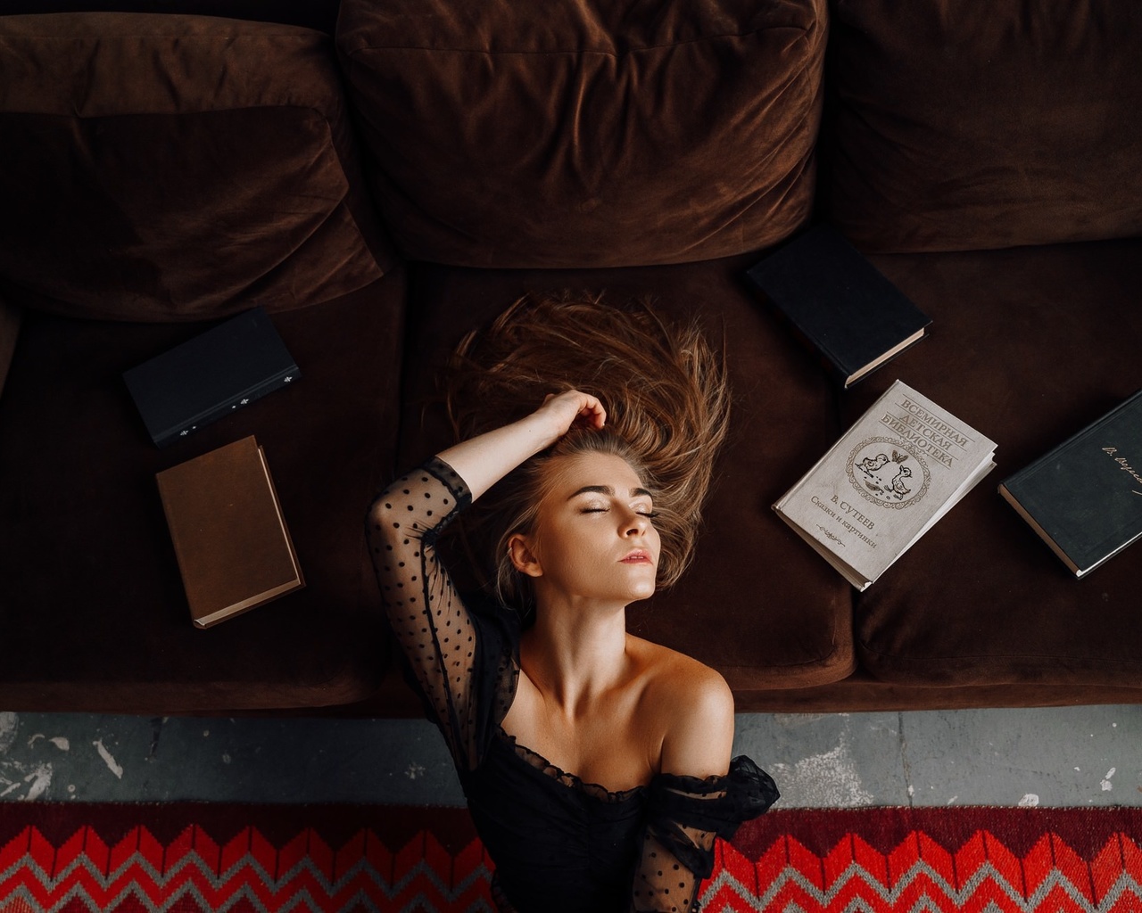 women, couch, women indoors, brunette, closed eyes, polka dots, books, top view