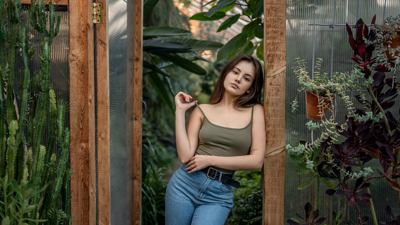 women, jeans, belt, plants, black belt, brown eyes