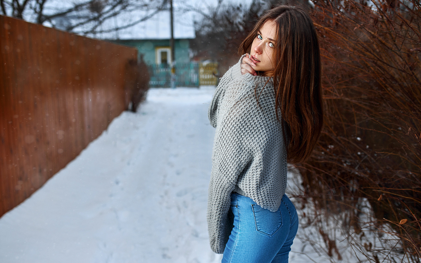 women, winter, snow, women outdoors, finger on lips, jeans, sweater, pink nails, looking at viewer