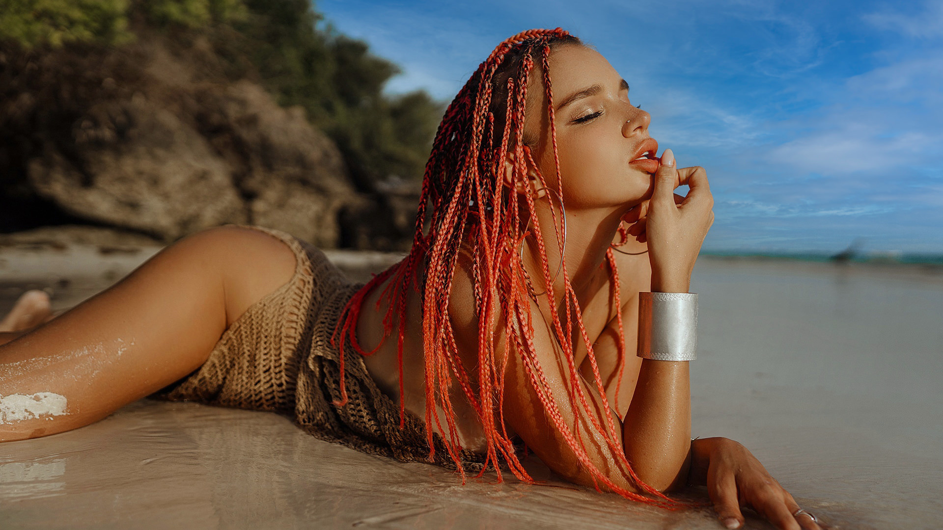 women, dyed hair, sea, closed eyes, wet body, dress, sky, clouds, pierced nose, finger on lips, sergey freyer, brunette, women outdoors, hoop earrings