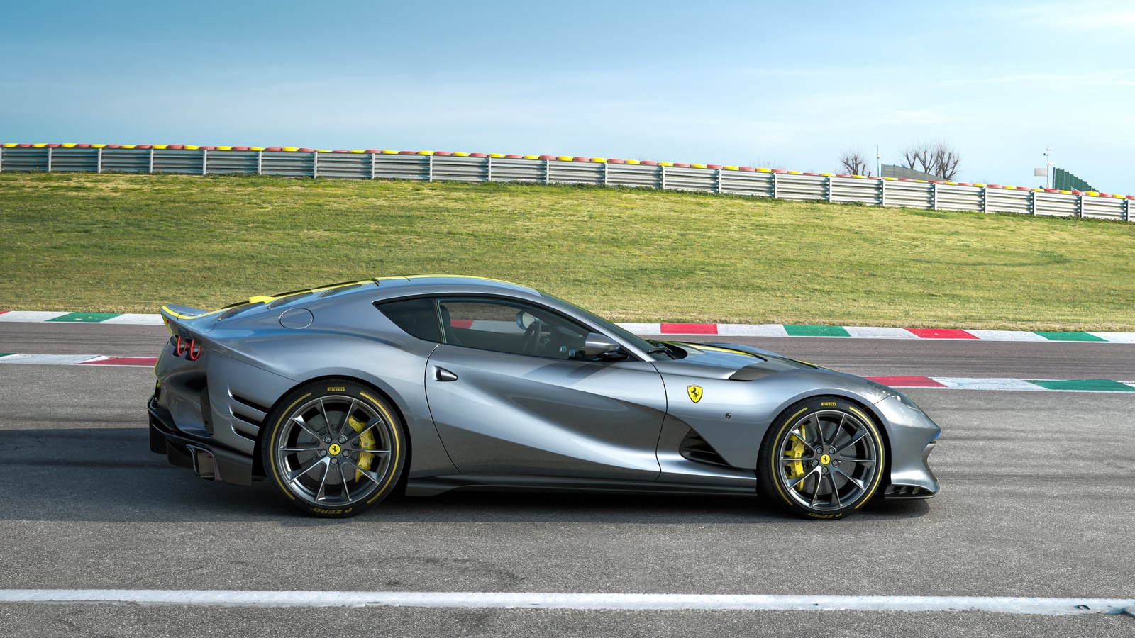 ferrari, v12, versione, speciale, 2021