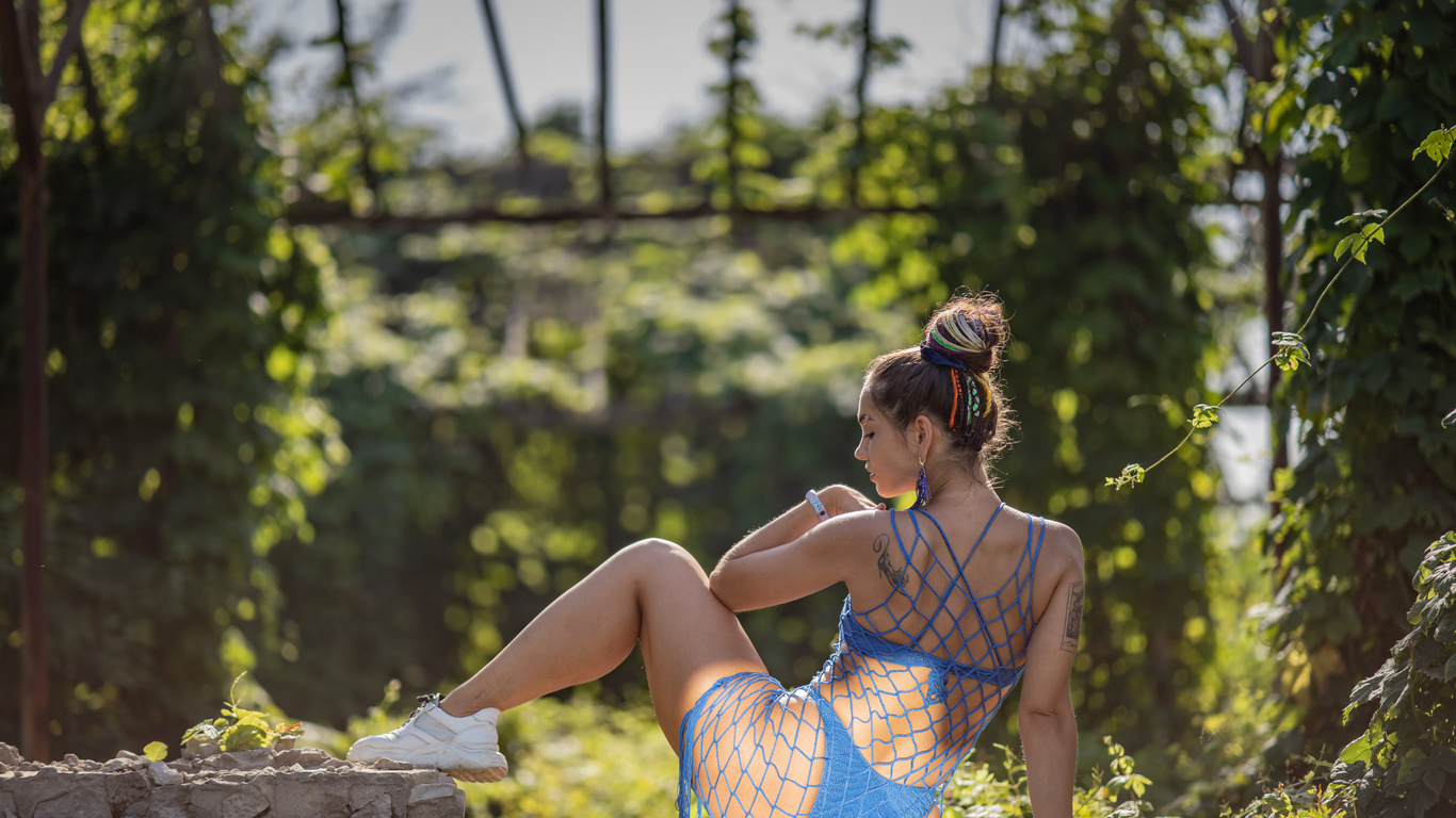 women, ass, back, blue bikini, fishnet, hairbun, women outdoors, sneakers, brunette, tattoo