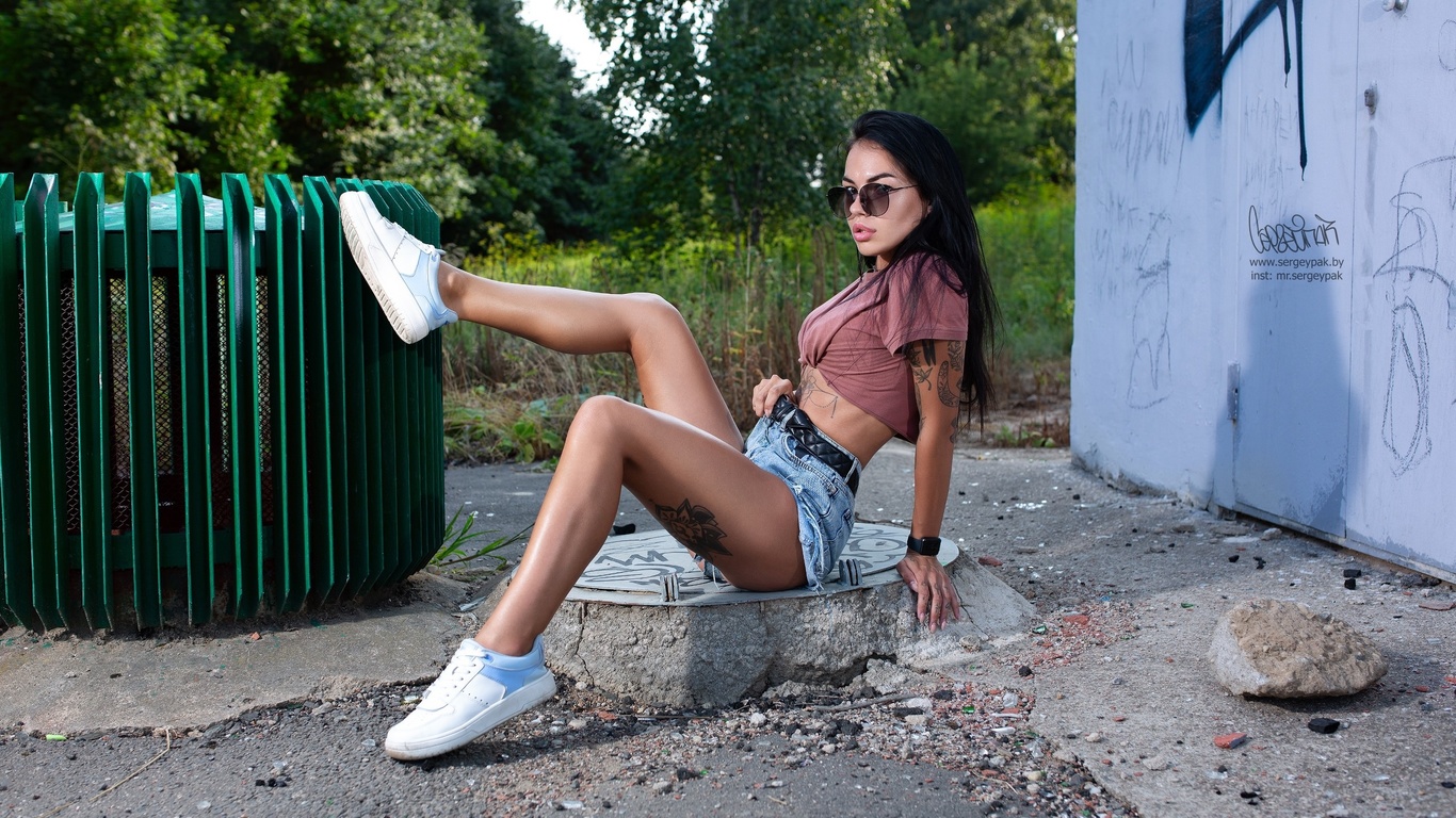 women, sergey pak, sitting, jean shorts, sneakers, sunglasses, tattoo, brunette, women outdoors, belt, watch, t-shirt