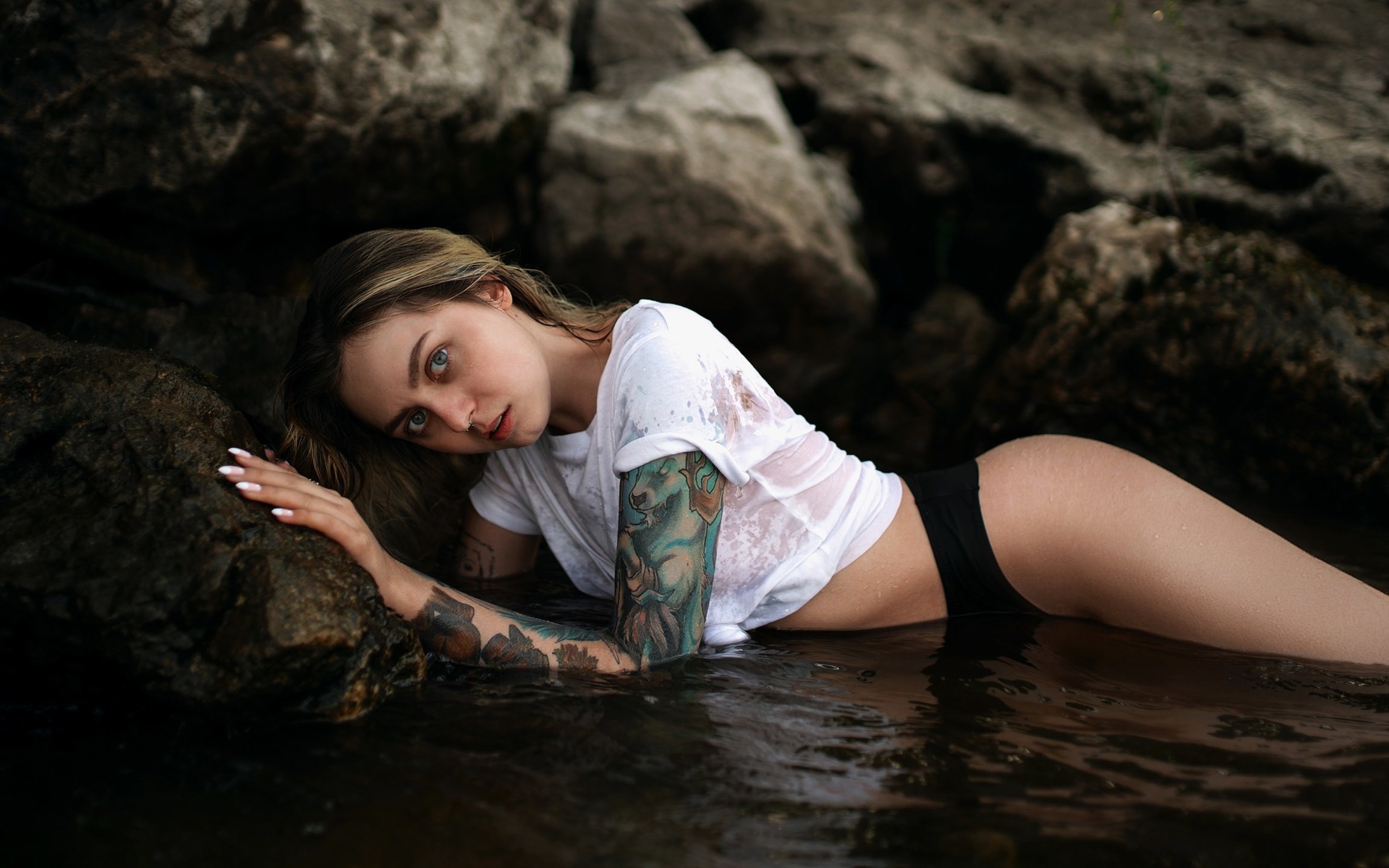 women, water, wet body, women outdoors, tattoo, white t-shirt, nose ring, wet hair, wet clothing, brunette, t-shirt, bikini bottoms