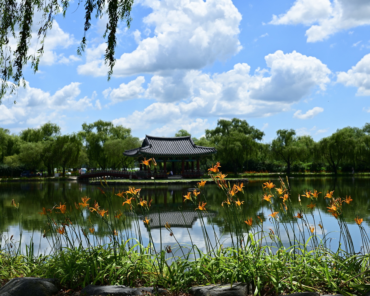 gungnamji pond,  