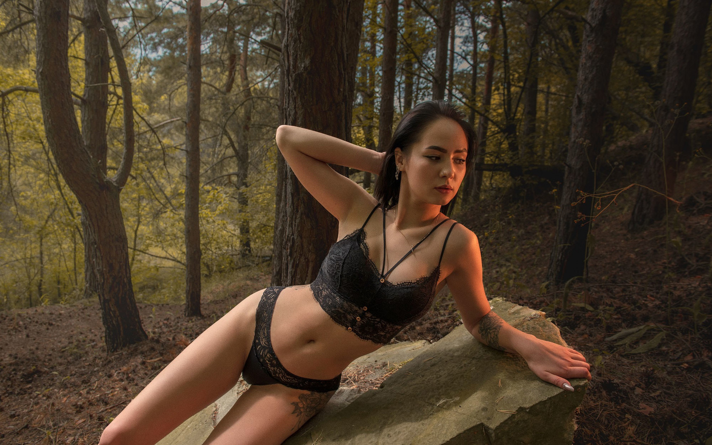 women, tattoo, trees, belly, black lingerie, armpits, eyeliner, forest, women outdoors, necklace, rocks