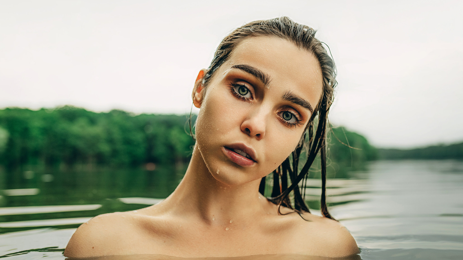 women, water, face, portrait, wet hair, wet body, women outdoors