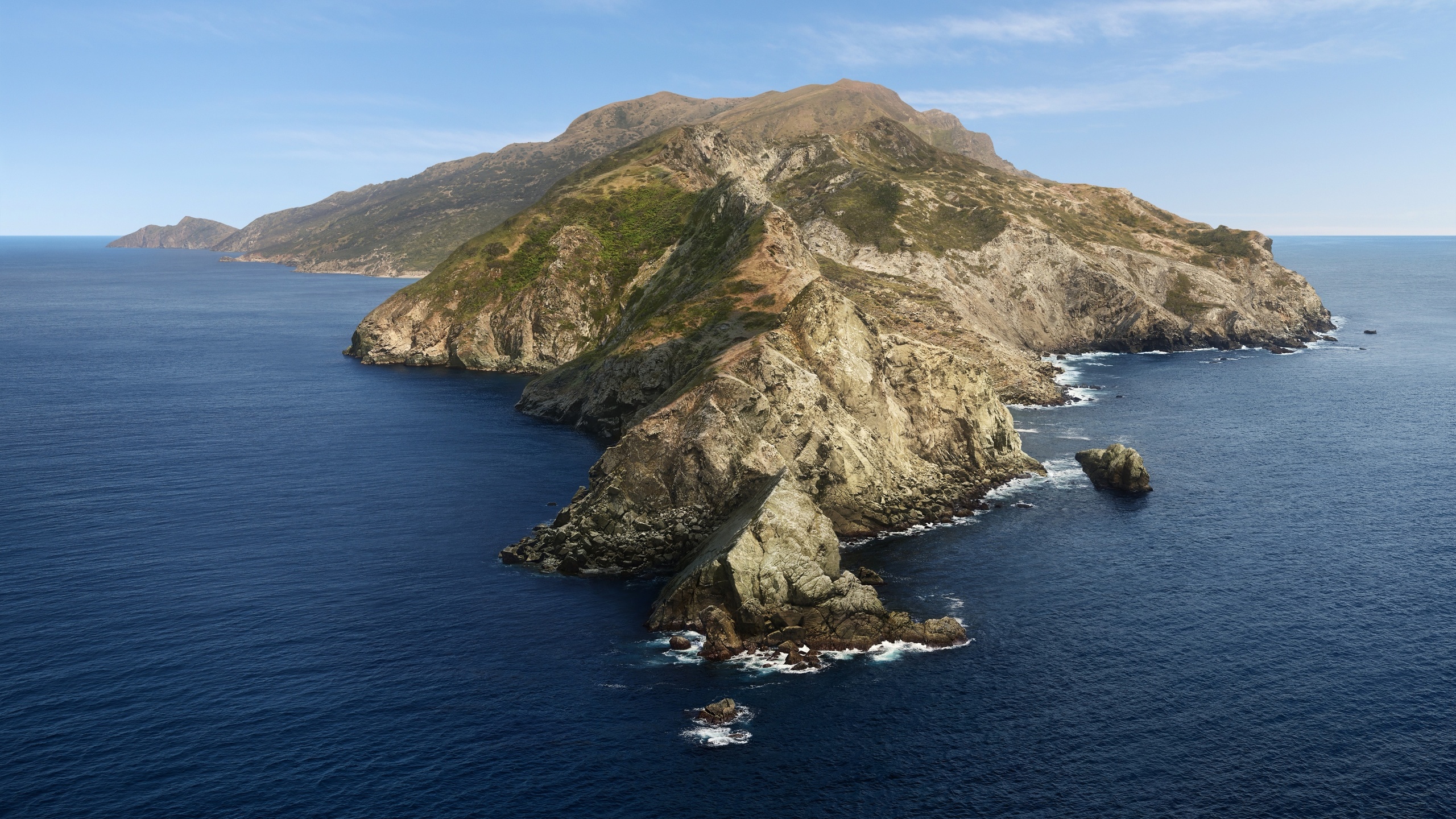 macos, catalina, mountains, island, sunny, day