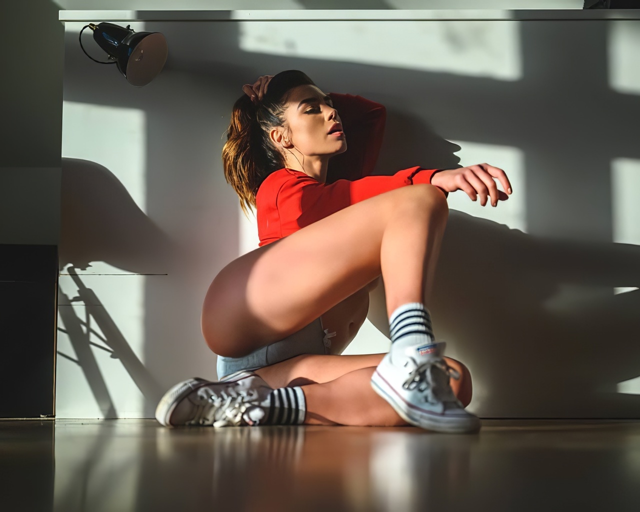 eliza rose watson, fitness model, women, women indoors, brunette, ass, panties, sneakers, socks, chair, lamp, underboob