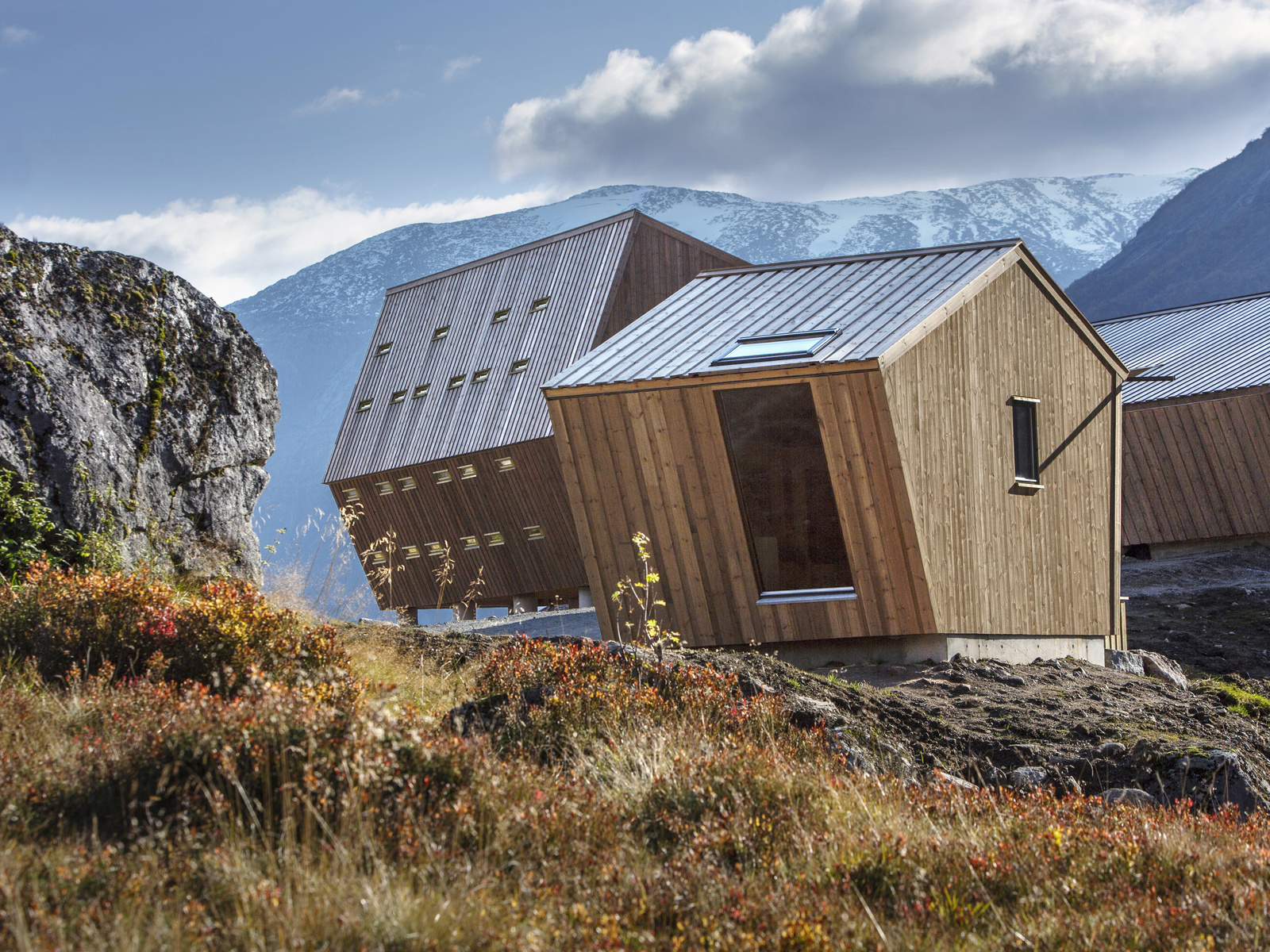 norway, luster, wooden cabins, mountains, tourist cabin, snohetta