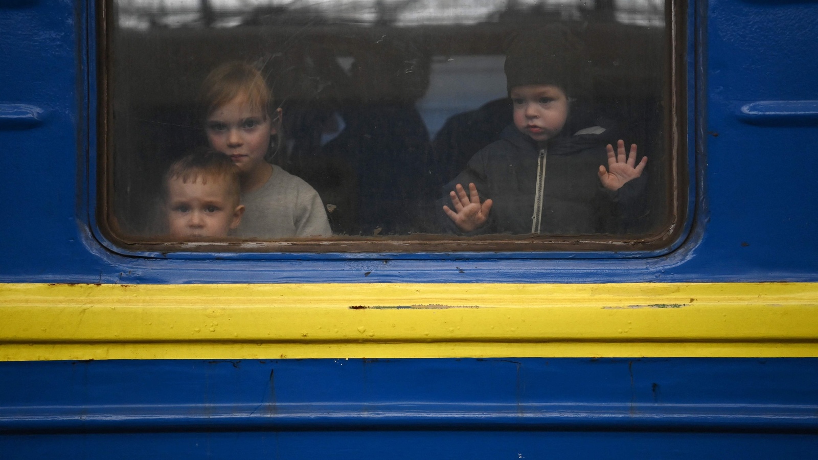 ukraine, station, 2022, lviv, children