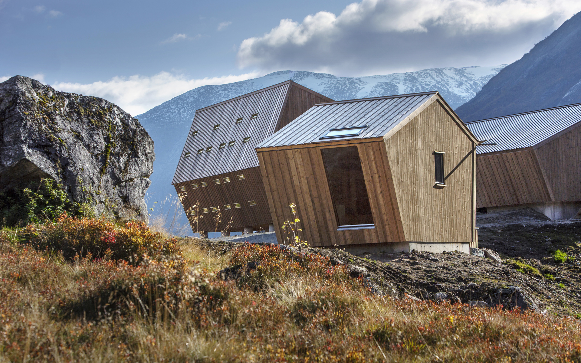 norway, luster, wooden cabins, mountains, tourist cabin, snohetta