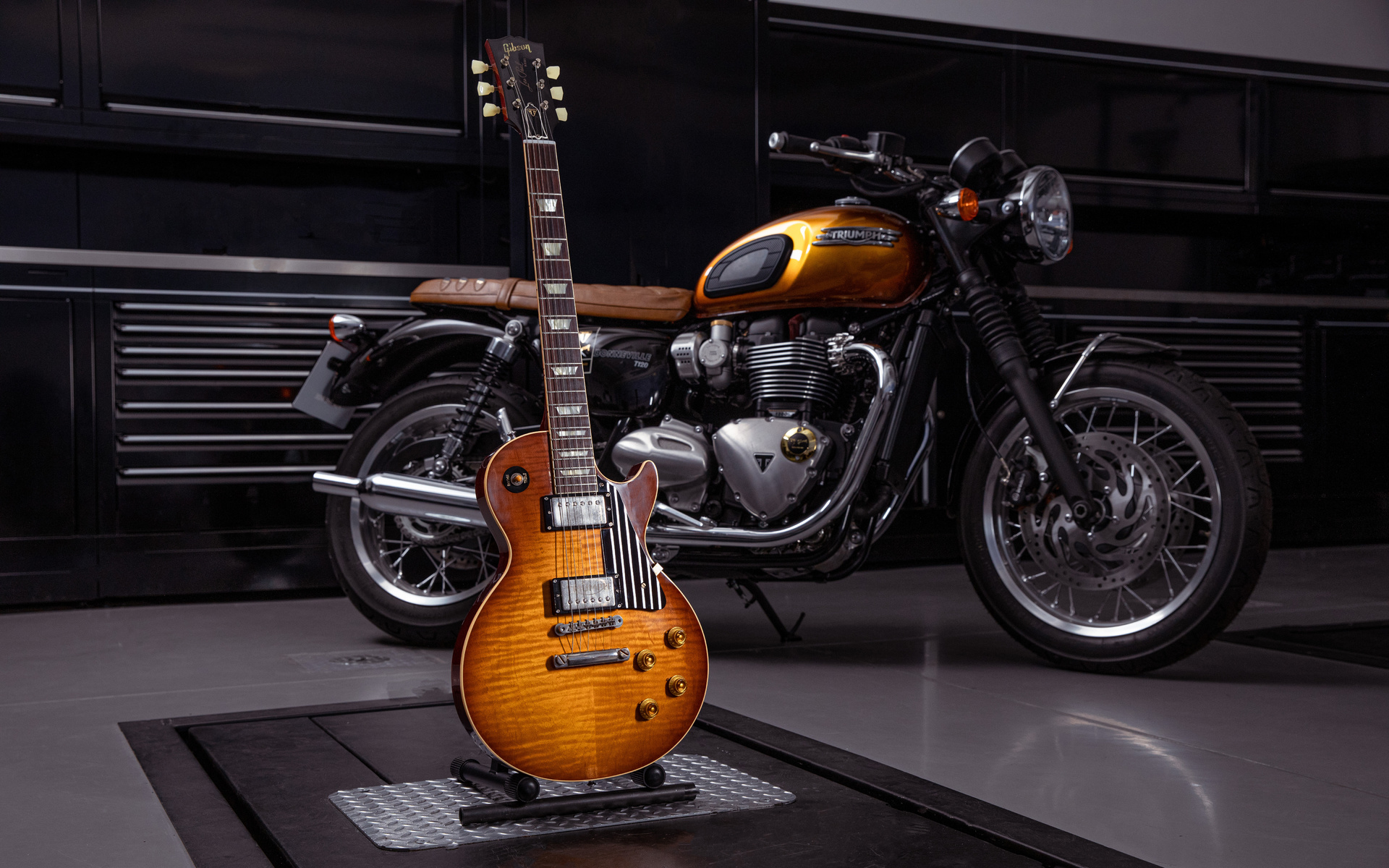 triumph, motorcycles, gibson, 1959, custom guitar